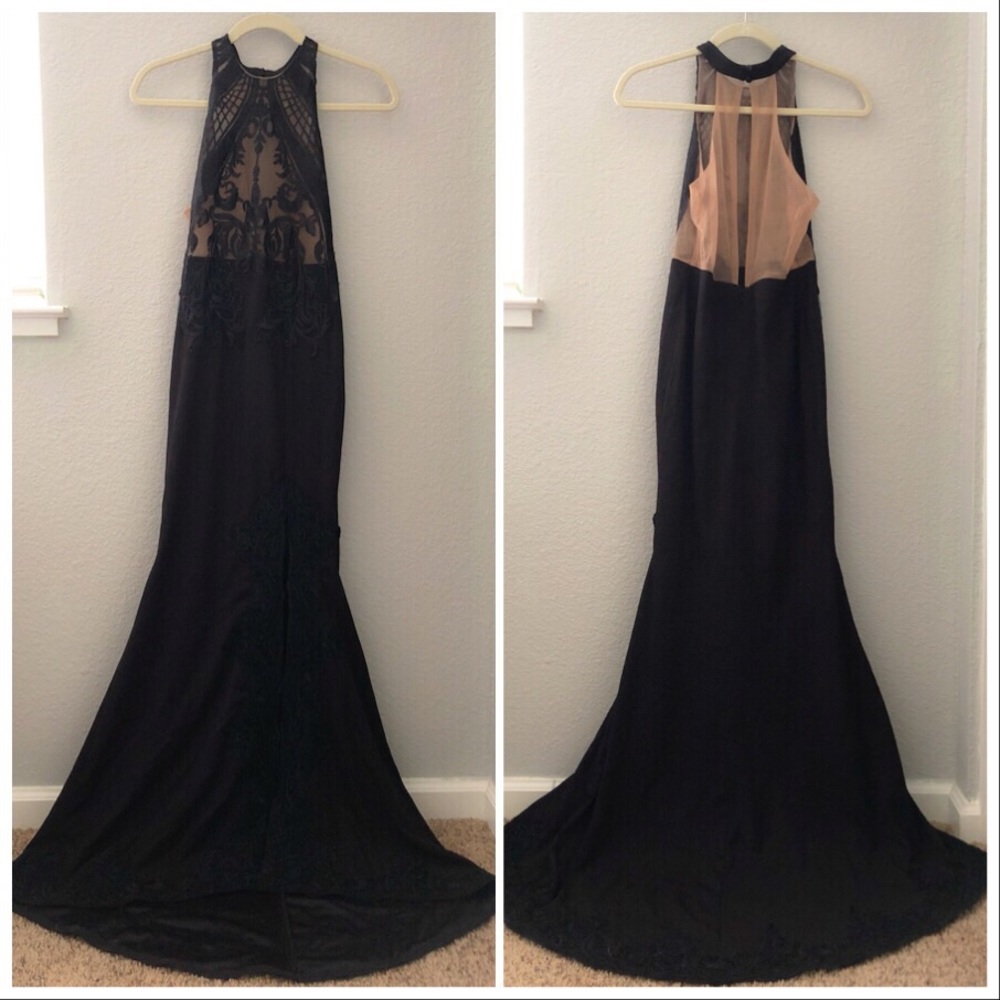 Love Triangle Embroidered Maxi - Picture 4 of 4